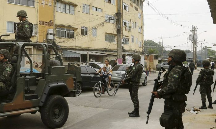 Militares E Policiais Civis Fazem Nova Opera O No Rio Notibras