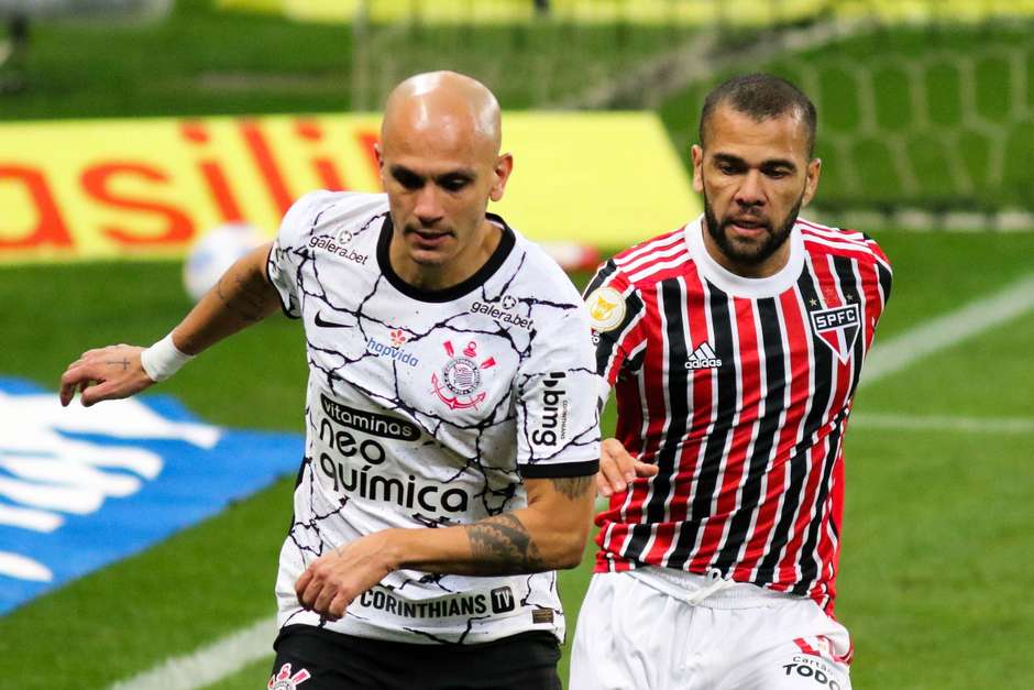 Corinthians busca empate com São Paulo e mantém tabu em Itaquera