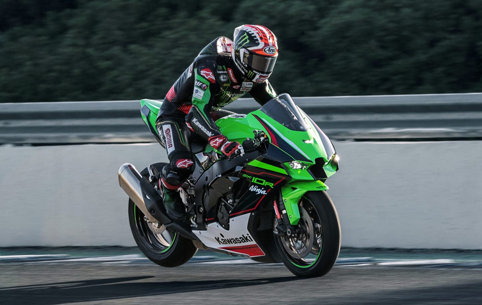 Kawasaki Ninja ZX10R linha 2022 chega por 97 mil Notibras